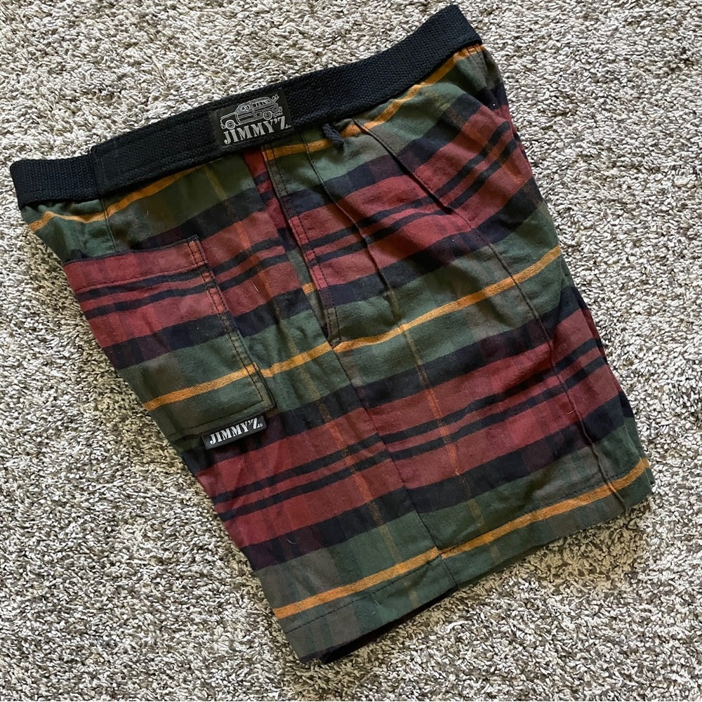 Jimmy’z plaid shorts, size 32